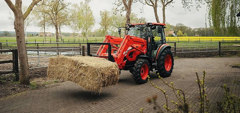 Komunální traktory RX8040