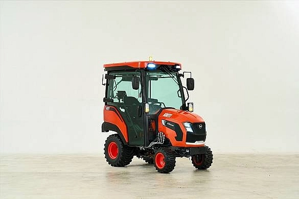 Komunální traktory CS2530