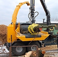Vysokokapacitní bubnový štěpkovač TJ 1050